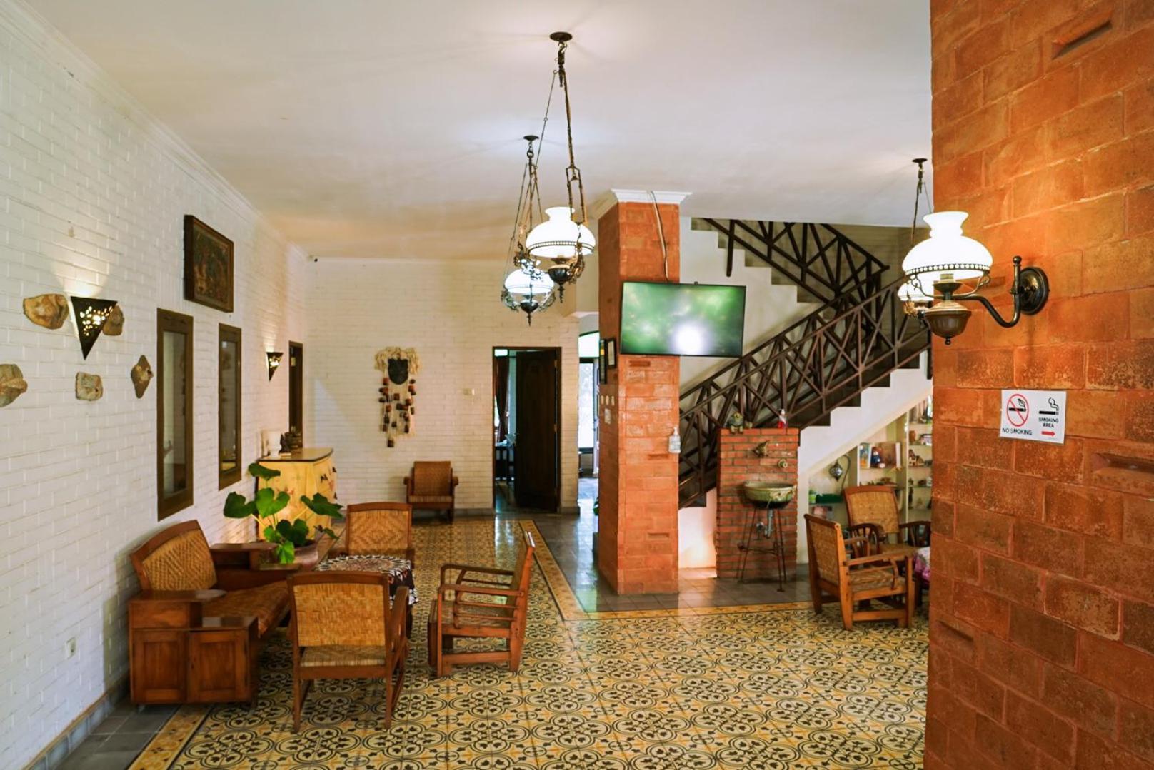 The Satu Stay Kayen Kejayan Exterior photo